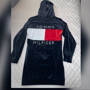 Tommy Long Sleeve Dress